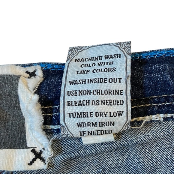 TRADEMARK H Bootcut Jeans Pocket Flaps Blue Embellishments Size 9/10 - Picture 7 of 14